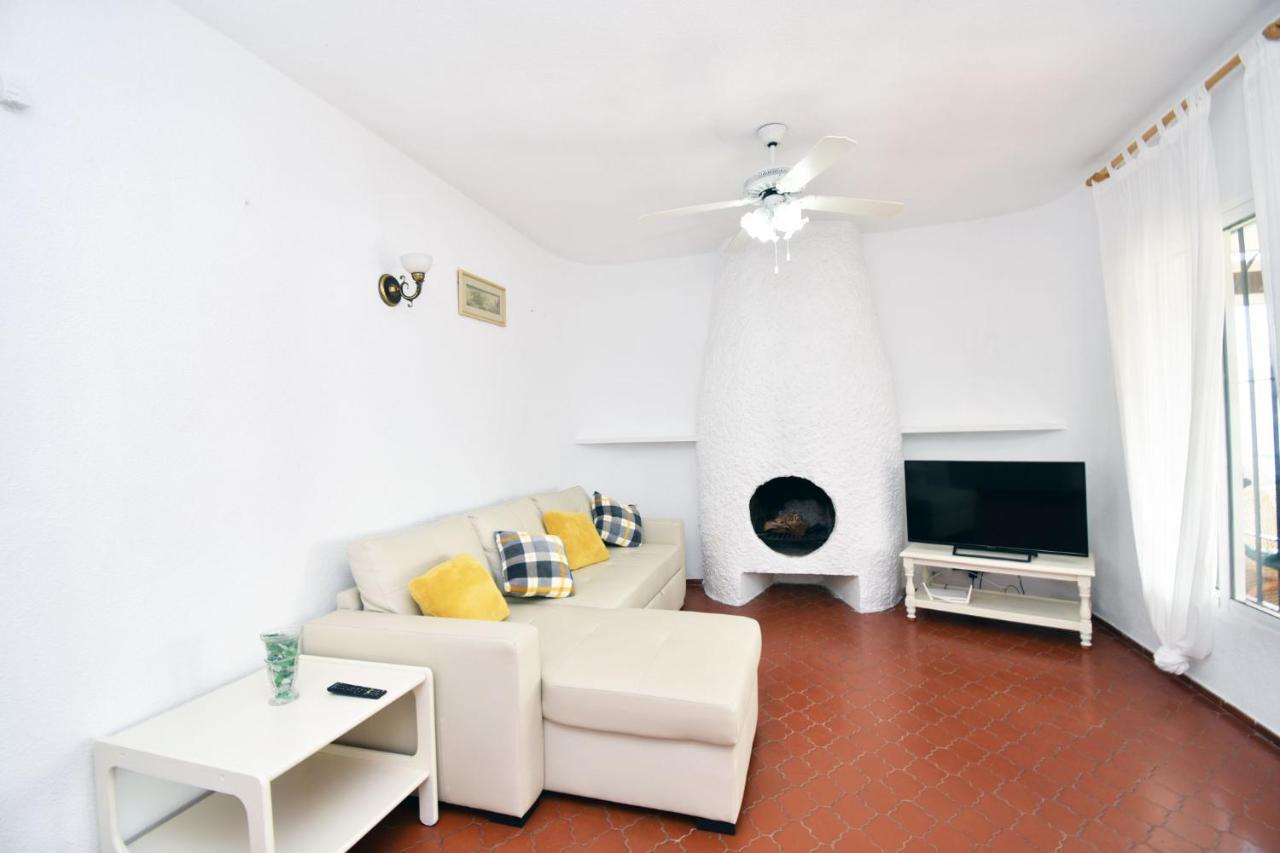 Casa Buganvillas Playa มาลากา ภายนอก รูปภาพ
